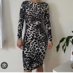 Designer Carmen Marc Valvo Animal Print Side Ruched Dress size S
